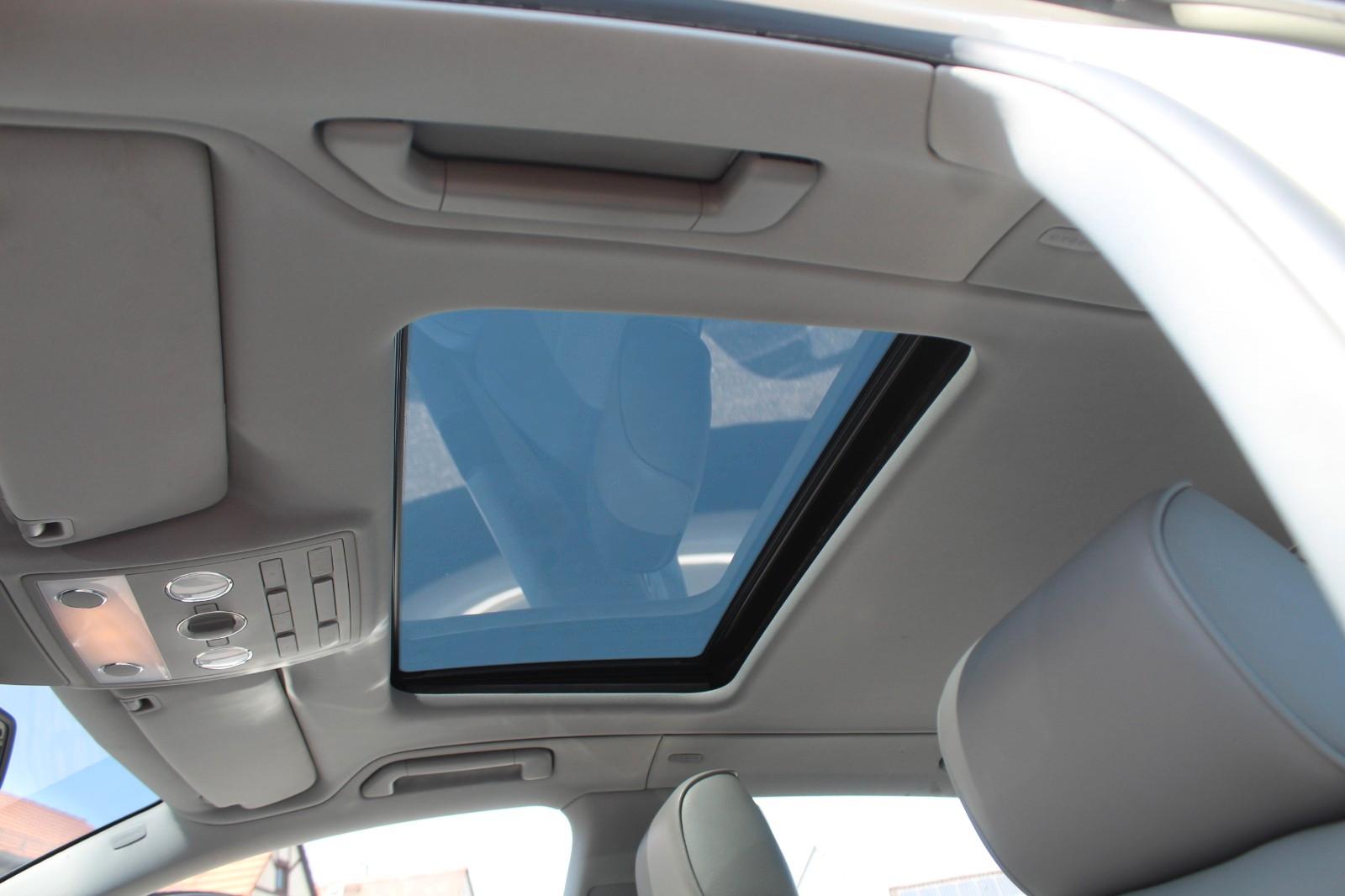 Volkswagen Phaeton 3.0 V6 TDI 4MOTION Edition 6