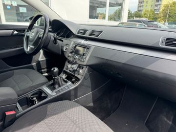 Volkswagen Passat Variant - 7