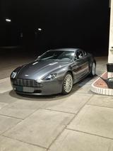 Aston Martin V8 Vantage wunderschöne Farbkombi, Scheckheft AM - Aston Martin: Va
