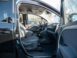 Mercedes-Benz T 180 PROGRESSIVE Lang LED Navi Kamera Spurh.-As - Mercedes-Benz T-Klasse: 7 Sitzer