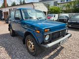 Lada Niva Only*AHK*TÜV Neu*4x4*CD Radio* - Lada: C