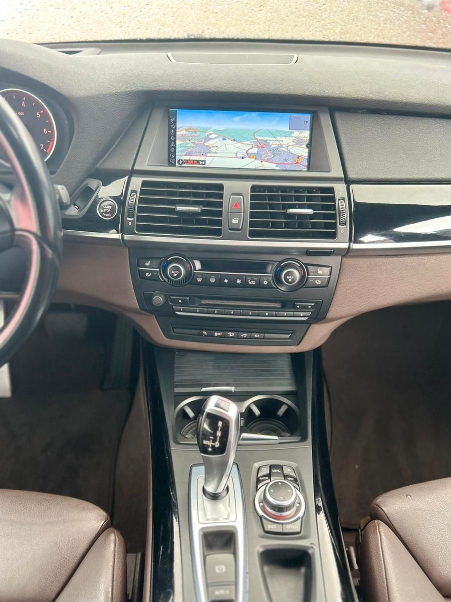 BMW X5 - XDRIVE 50I - 4X4 - PREMIERE MAIN