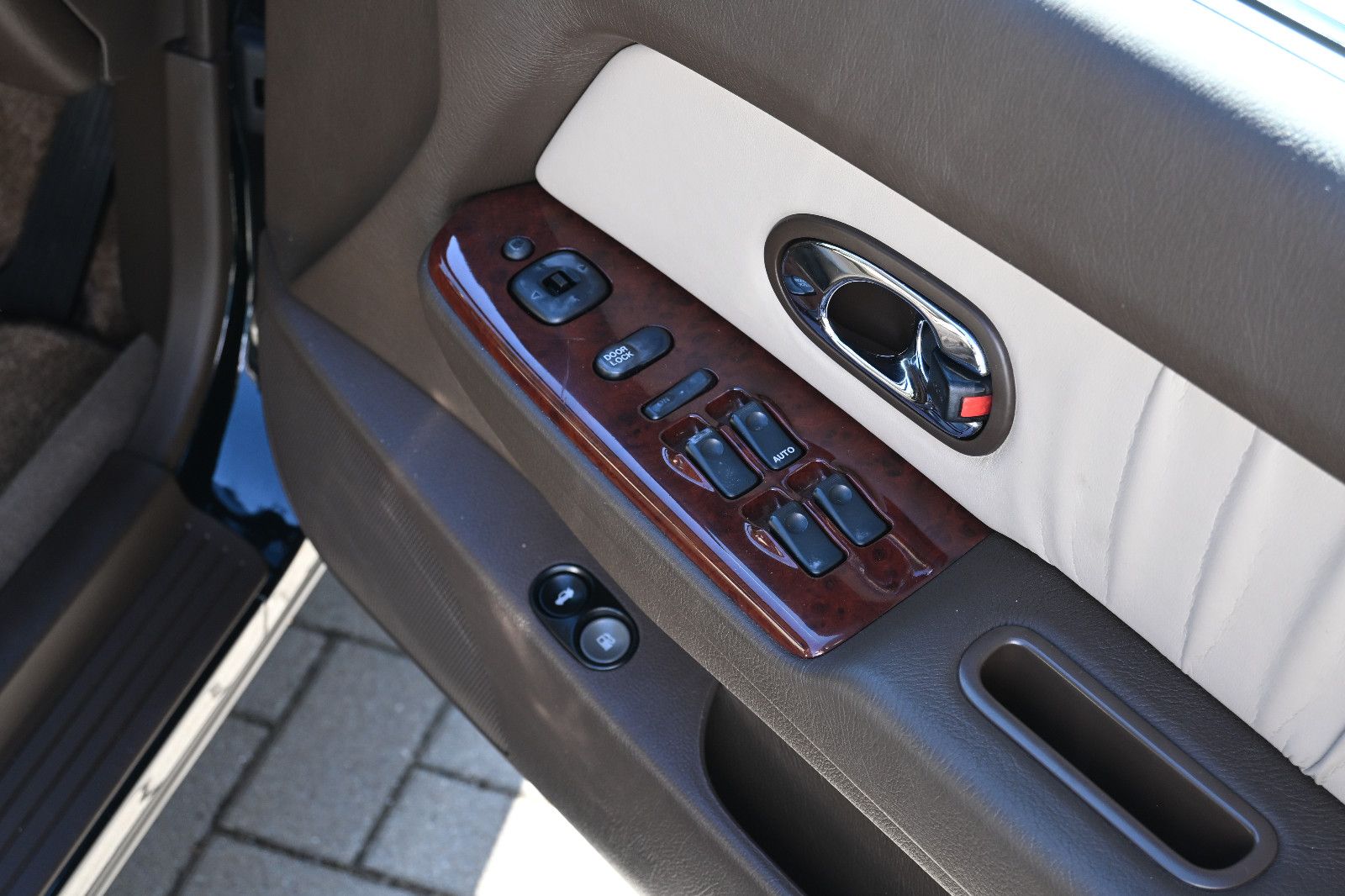 Mazda Sentia Exclusive V6 – Bild 13