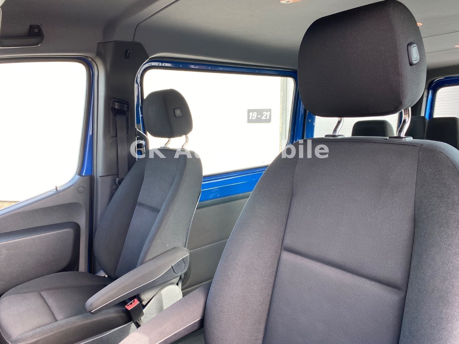 Fahrzeugabbildung Mercedes-Benz Sprinter III Tourer 214 RWD L2 /9 Sitze/Klima