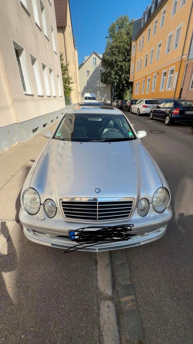 Mercedes-Benz CLK 230