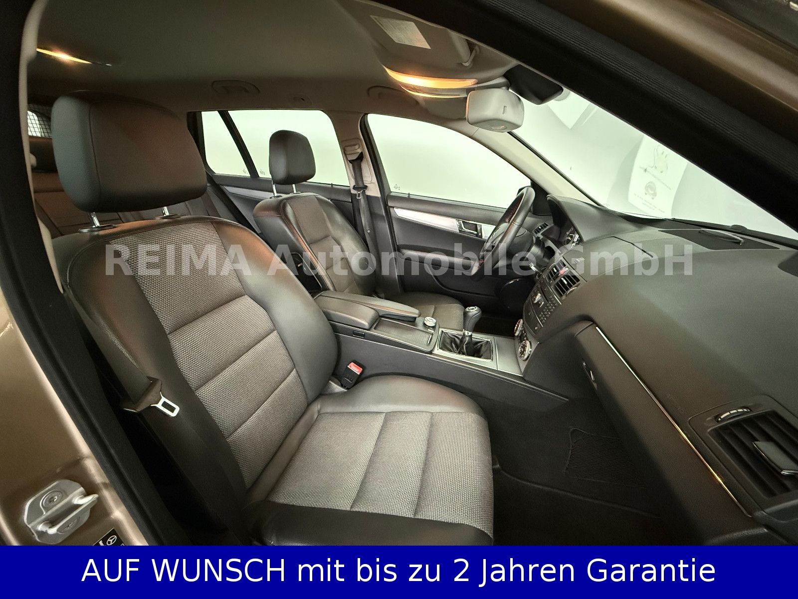 Fahrzeugabbildung Mercedes-Benz C 200 Kombi Avandgarde, Klima, Navi