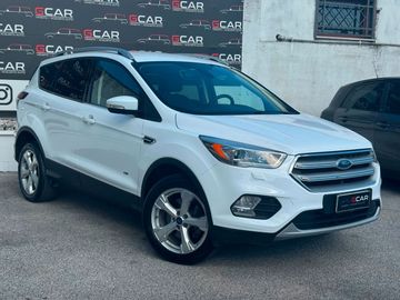 Ford Kuga - 1