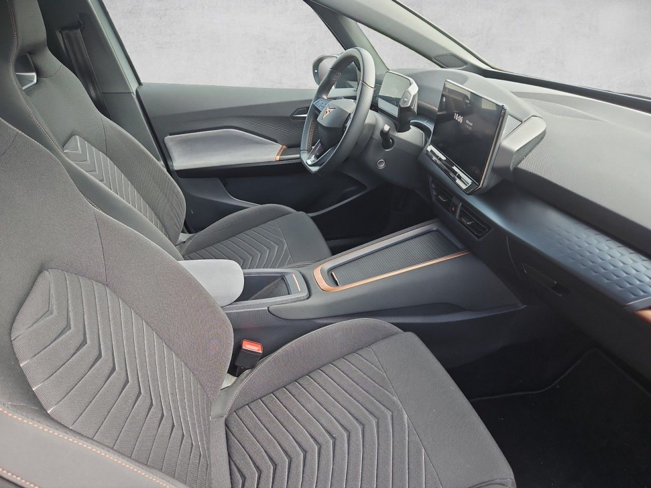 Fahrzeugabbildung CUPRA Born 150 kW Navi,Wärmepumpe,Batterieprotokoll