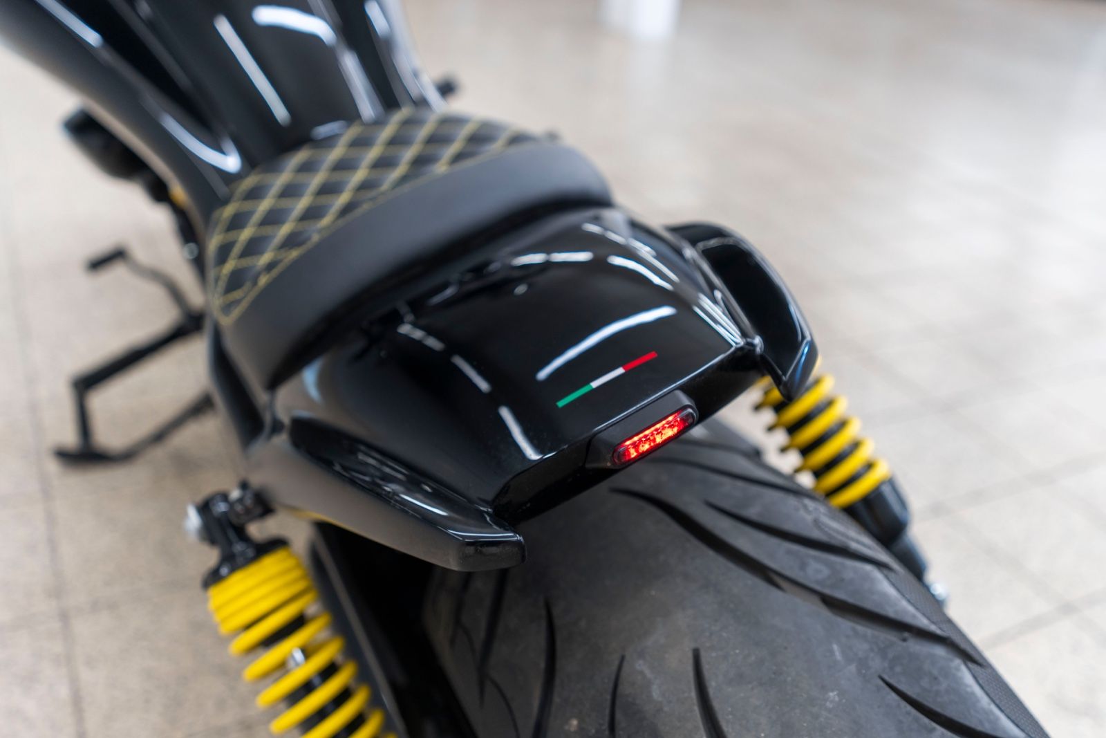 Fahrzeugabbildung Harley-Davidson VRSCF VROD