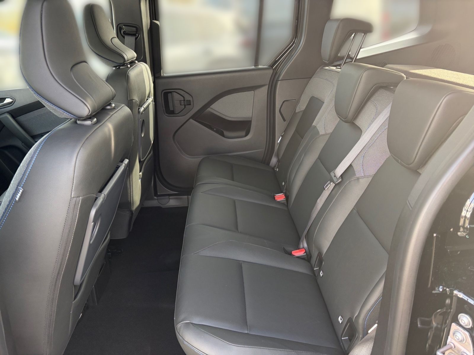 Fahrzeugabbildung Nissan Townstar DIG-T 130 L1 Tekna AUTOMATIK*NAVI*SHZ*K