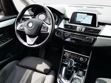 BMW 216 Gran Tourer - 12
