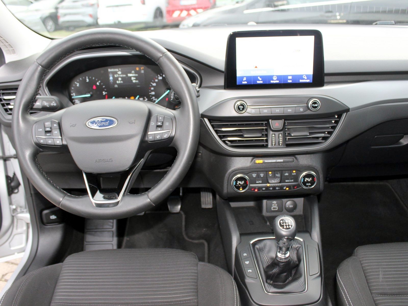Fahrzeugabbildung Ford Focus Titanium 1,5 EcoBlue Start/Stopp