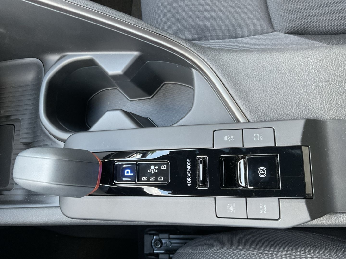 Toyota C-HR - Bild 23