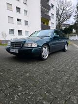 Mercedes-Benz Oltimer W202 250 Diesel OM605 - Mercedes-Benz 250 aus 1995