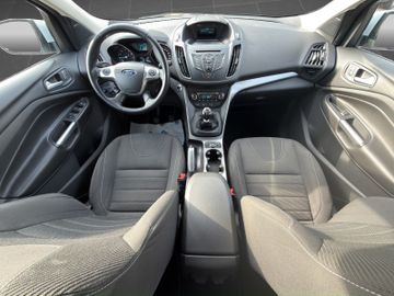 Ford Kuga - 10