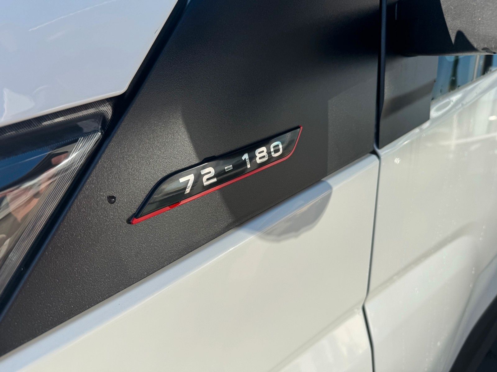 Fahrzeugabbildung Iveco Daily 70C18 H 3.0L *R3.750mm*AHK*Sperre*Standh*