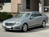 Mercedes-Benz E 300 CDI Avantgarde - Automatik - Ils Xenon  - gebrauchte Mercedes-Benz E 300 aus dem Jahr 2010