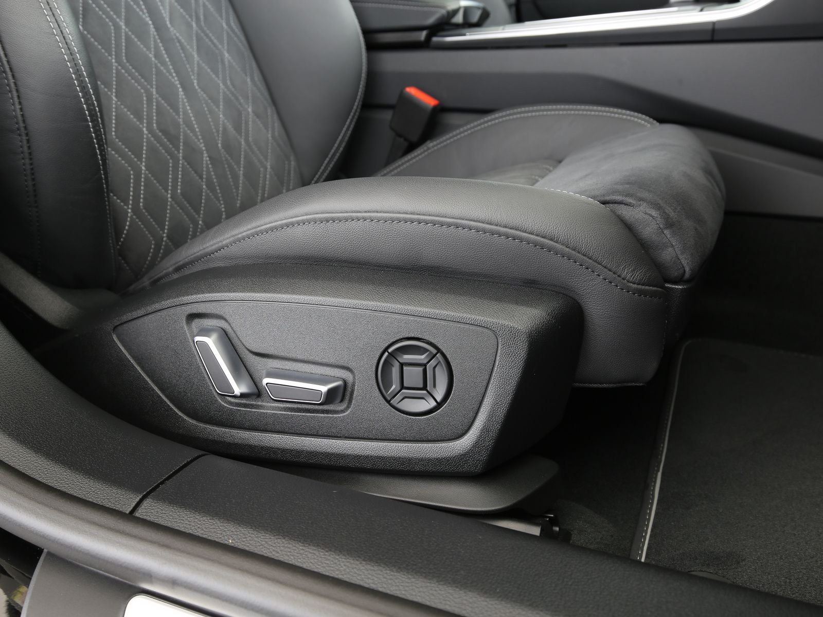 Audi S7 - Bild 25