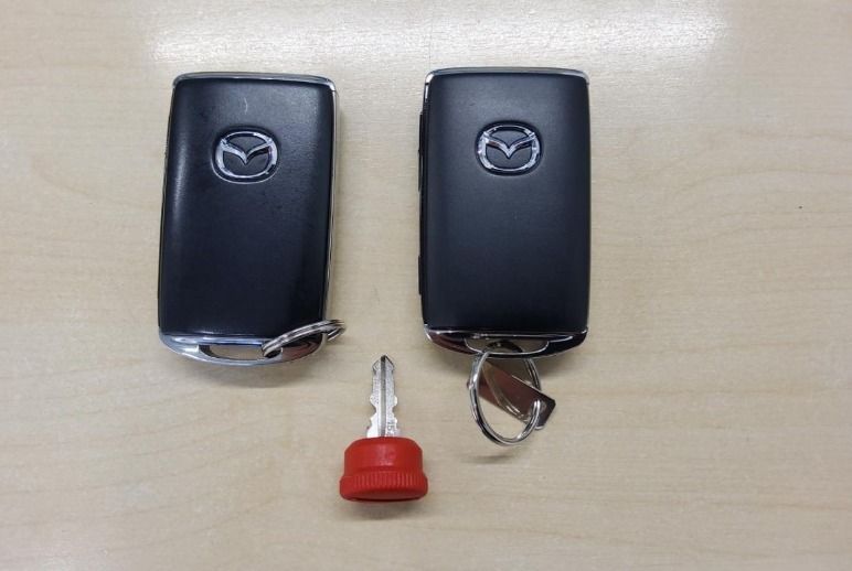 Fahrzeugabbildung Mazda 6 Kombi 20th Anniversary HEADUP KAMERA ANHZV PDC
