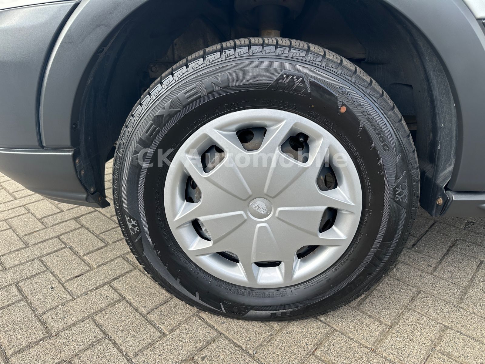 Fahrzeugabbildung Ford Transit Kasten 350 H2L3 Trend/Navi/Klima/PDC