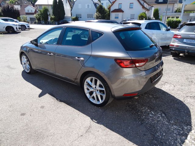 Fahrzeugabbildung Seat Leon FR/1.Hd/LED/150PS/Navi/SitzH/PDC/