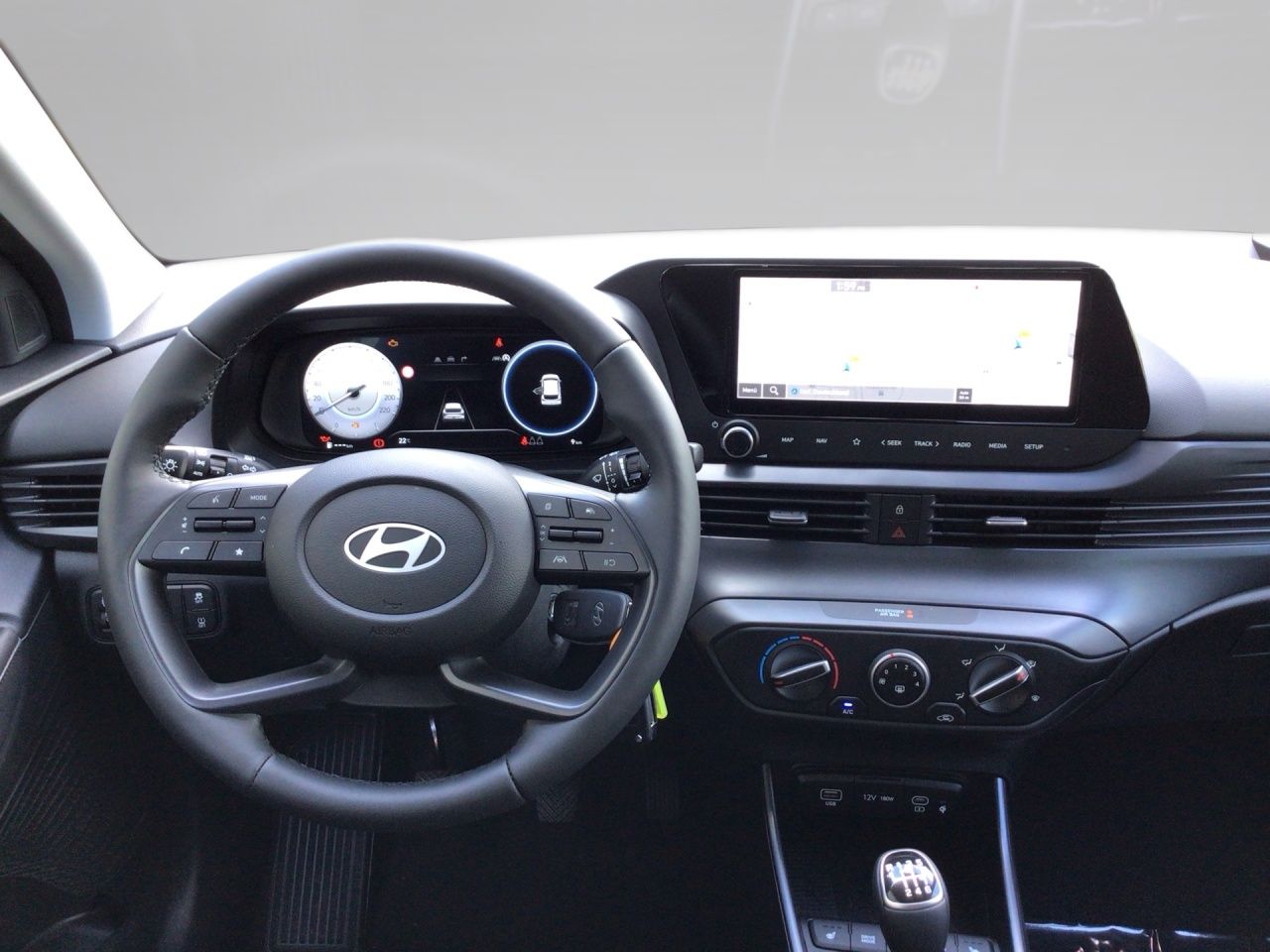 Fahrzeugabbildung Hyundai i20 TREND *BOSE*SOUNDPAKET* SpurH
