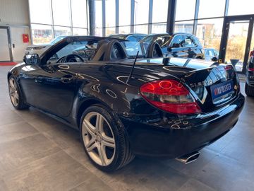 Mercedes-Benz SLK 300 Roadster *BI-XENON*SHZ*LEDER*PDC*