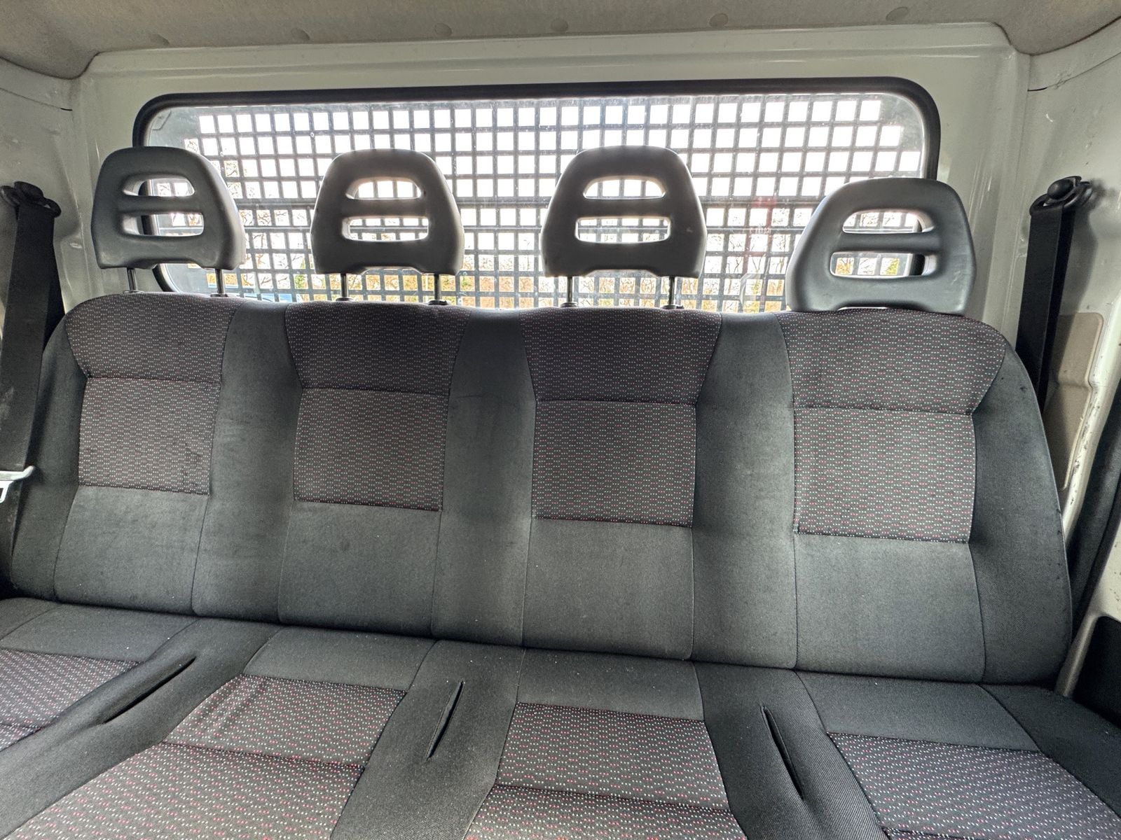 Fahrzeugabbildung Peugeot Boxer 435 L4 BlueHDi 165 DoKa*Klima*AHK*DOPPELK*