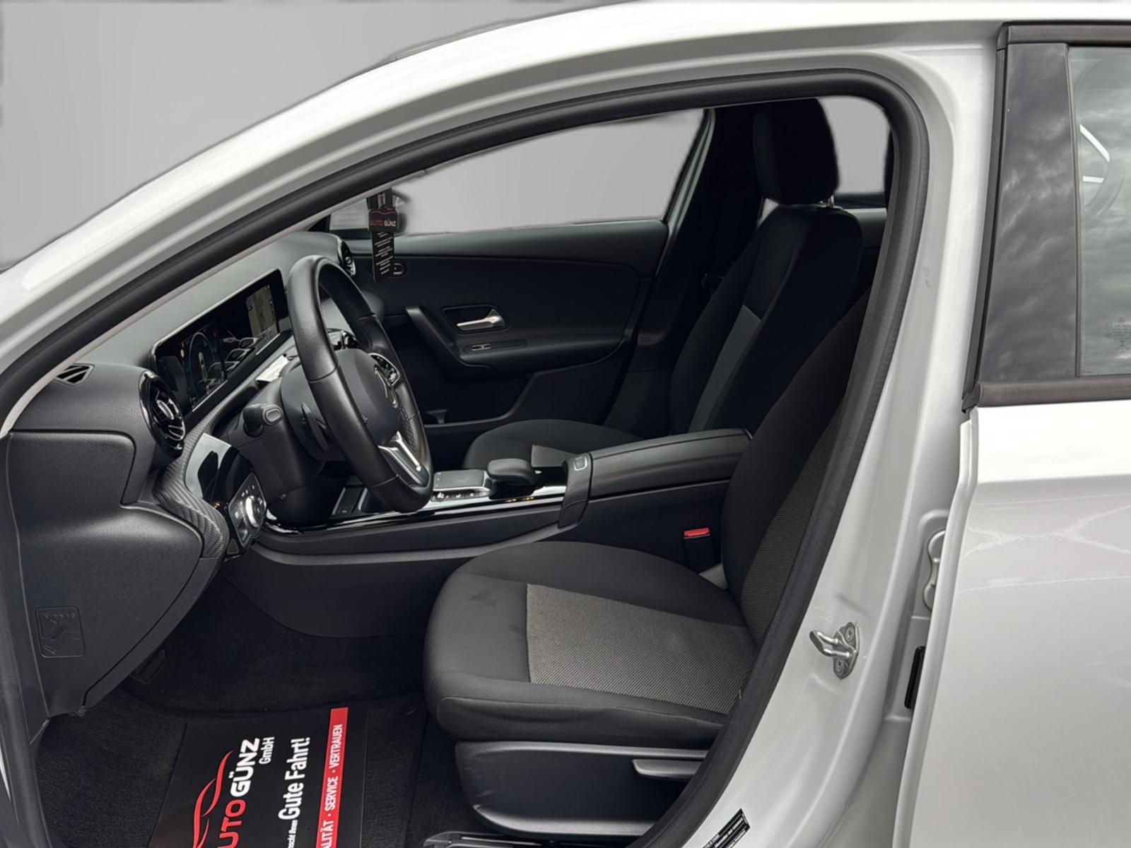 Mercedes-Benz A-Class d Aut. *Burmester-Led-MBUX-Kamera*, миниатюра 15