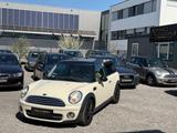 MINI Cooper D 1.6 Clubman *AUTOMATIK*Wenigkm*Shz* - weiße MINI COOPER_CLUBMAN