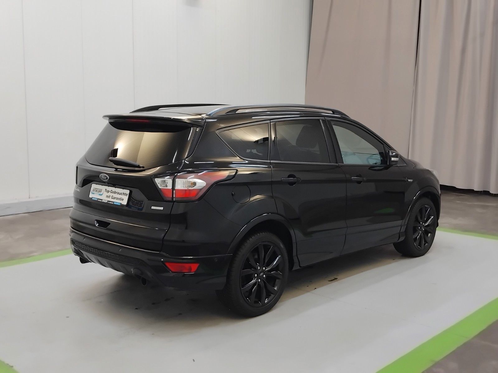 Ford Kuga (10/2017, Benzin)