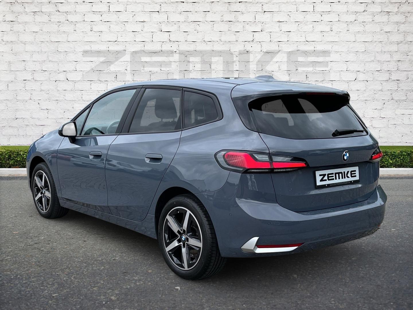 BMW 218 Active Tourer Steptronic Park-Assistent AHK-