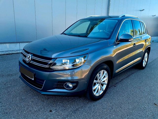 Volkswagen Tiguan 1.4 TSI BMT CUP Sport & Style PANO/...