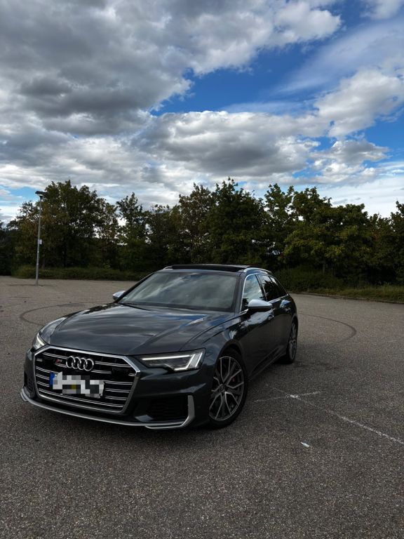 Image of Audi S6