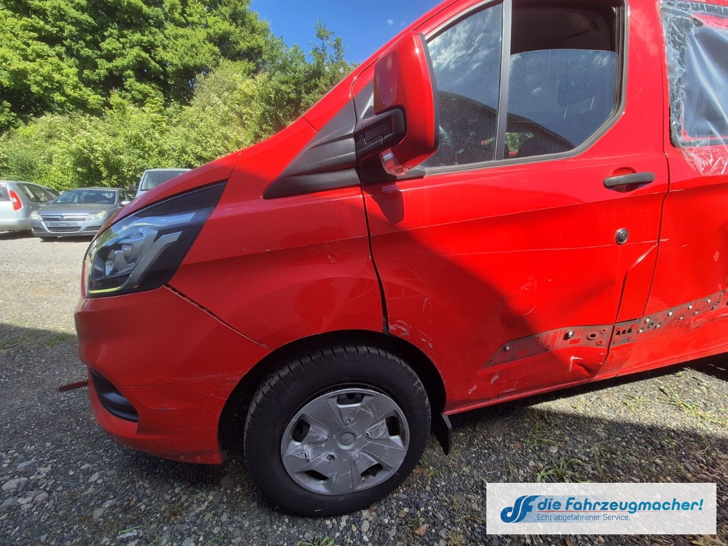 Fahrzeugabbildung Ford Transit Custom Kombi 320 L1 *UNFALLWAGEN *3201