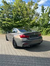 BMW M4 F82 Coupe *Individual* *LCI*  - BMW M4 in Stuttgart