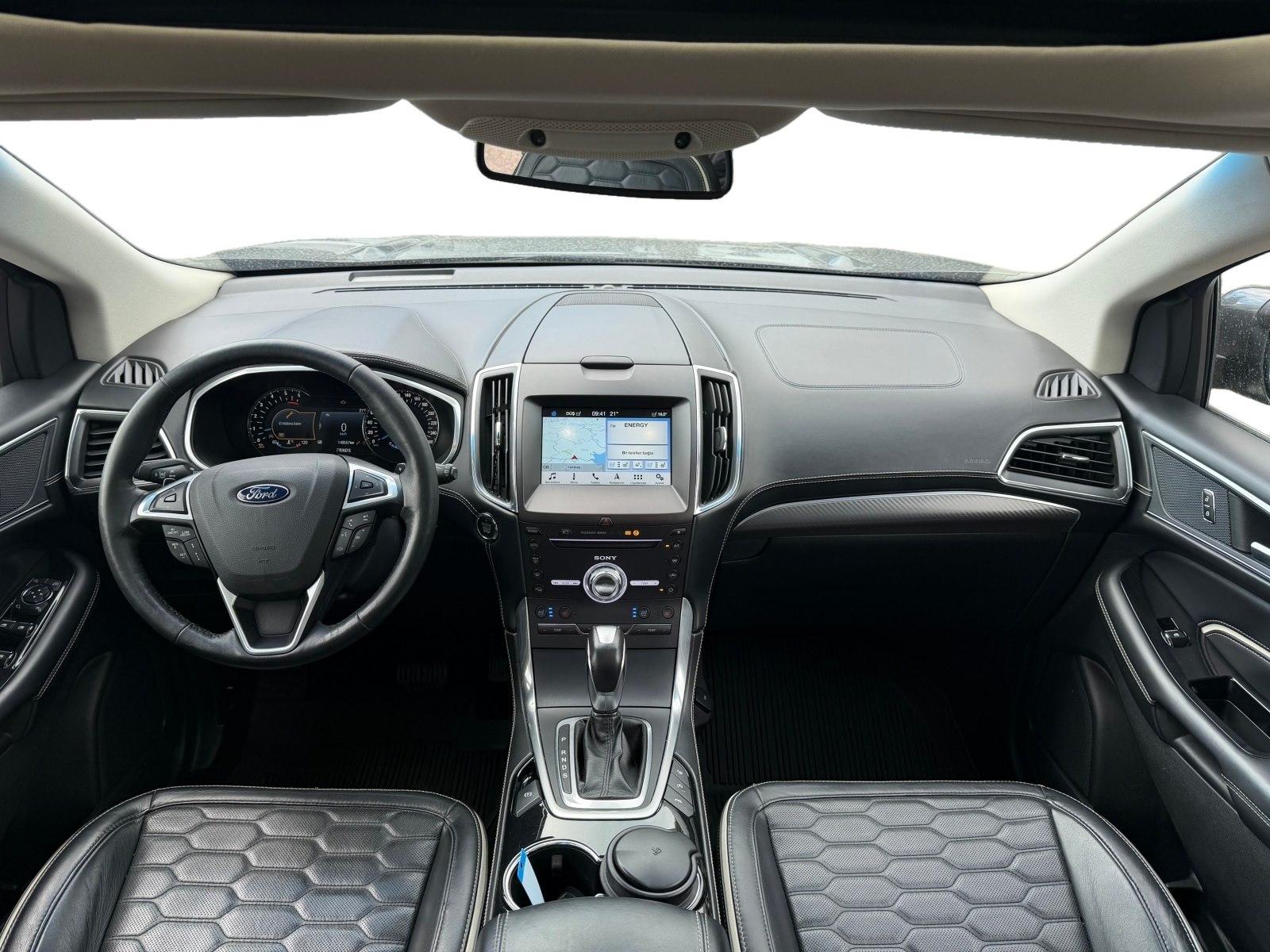 Ford Edge 2.0 TDCi Bi-Turbo Vignale PANO+LEDER+RFK