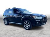 Mitsubishi Outlander Intense 4WD*7-SITZER*LEDER* - Mitsubishi Outlander aus 2011 mit Diesel-Antrieb