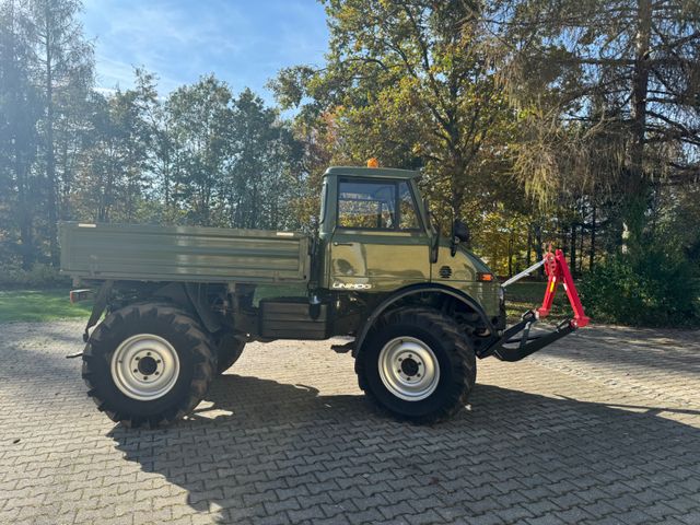 Unimog 406