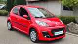 Peugeot 107 Active - Peugeot 107 mit Benzin-Antrieb