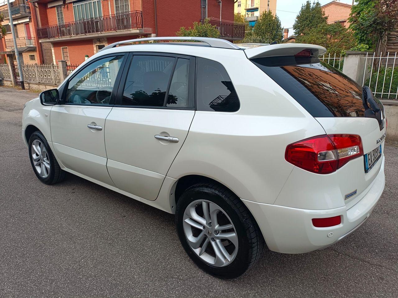 Renault Koleos 2010 — photo 7