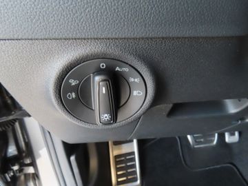 Fotografie 21 des Skoda Karoq Sportline 1.5 DSG 5-J.Garantie Matrix Navi