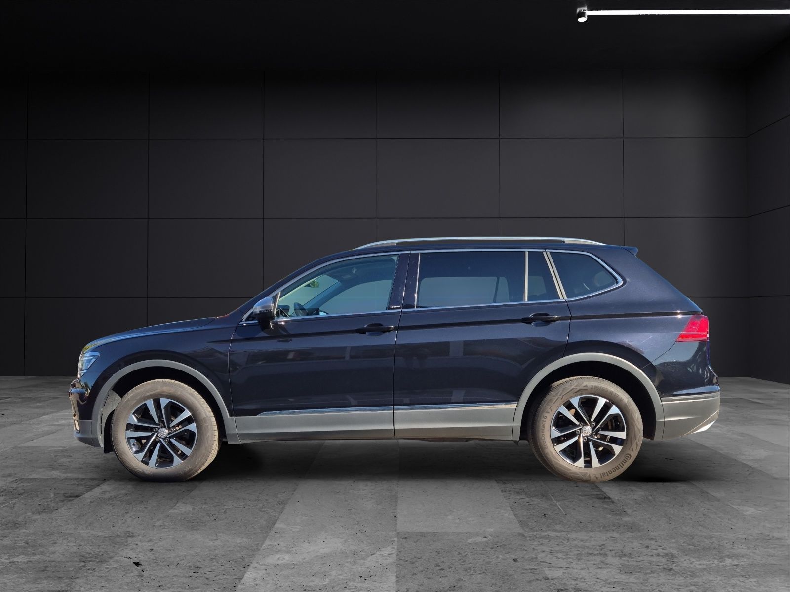 Fahrzeugabbildung Volkswagen Tiguan Allspace TSI United LED Navi ACC PDC SH L