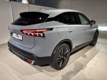 Fotografie 9 des Nissan Qashqai 1.3 DIG-T 4x4 MHEV Xtronic Tekna Pano Bo