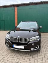 BMW X5 xDrive40d - Design Pure Experience - BMW X5: De