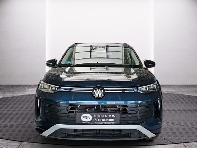 Fahrzeugabbildung Volkswagen Tayron 1.5 eTSI DSG Life HD-MATRIX 7-SITZE 360°