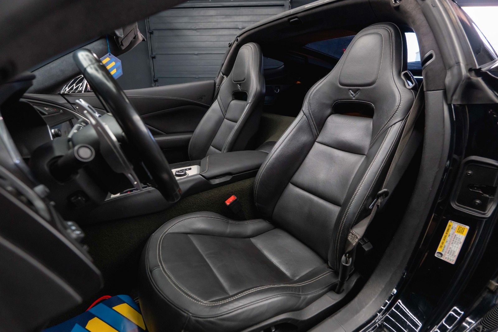 Fahrzeugabbildung Corvette C7 6.2 V8 Stingray 3LT Z06-Design Targa Perform.