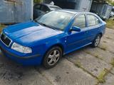 Skoda Octavia 1.6 Ambiente Klima - gebrauchte Skoda Octavia aus dem Jahr 2001