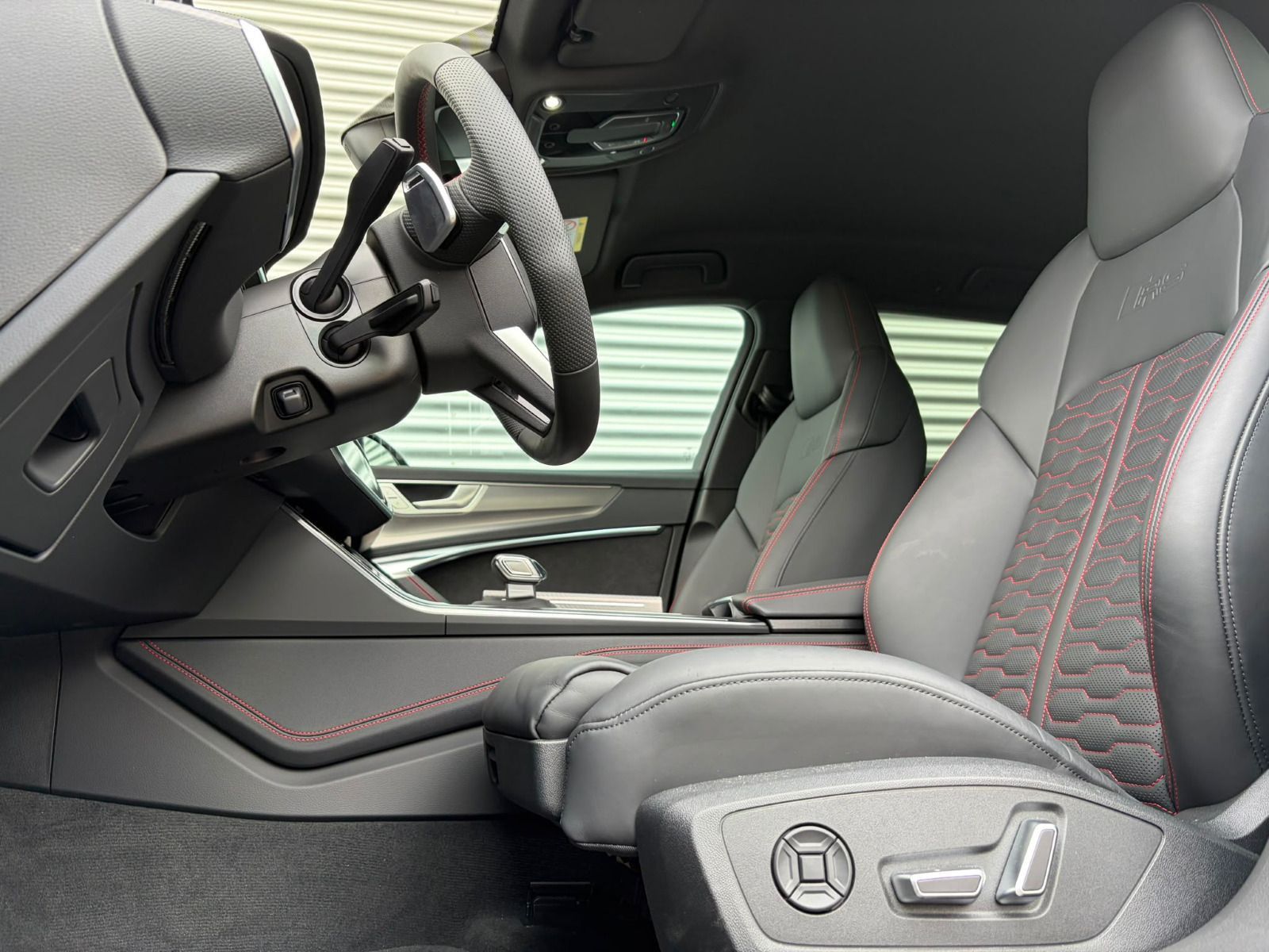 Audi RS6 - Bild 11