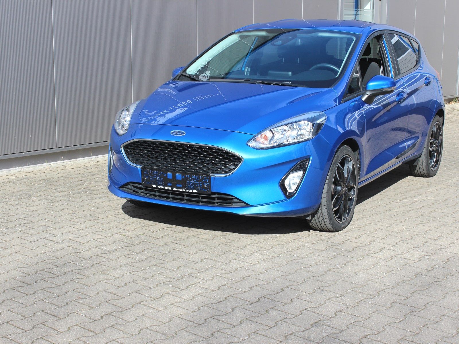 Fahrzeugabbildung Ford Fiesta Cool & Connect 1,0 EcoBoost Start/Stopp